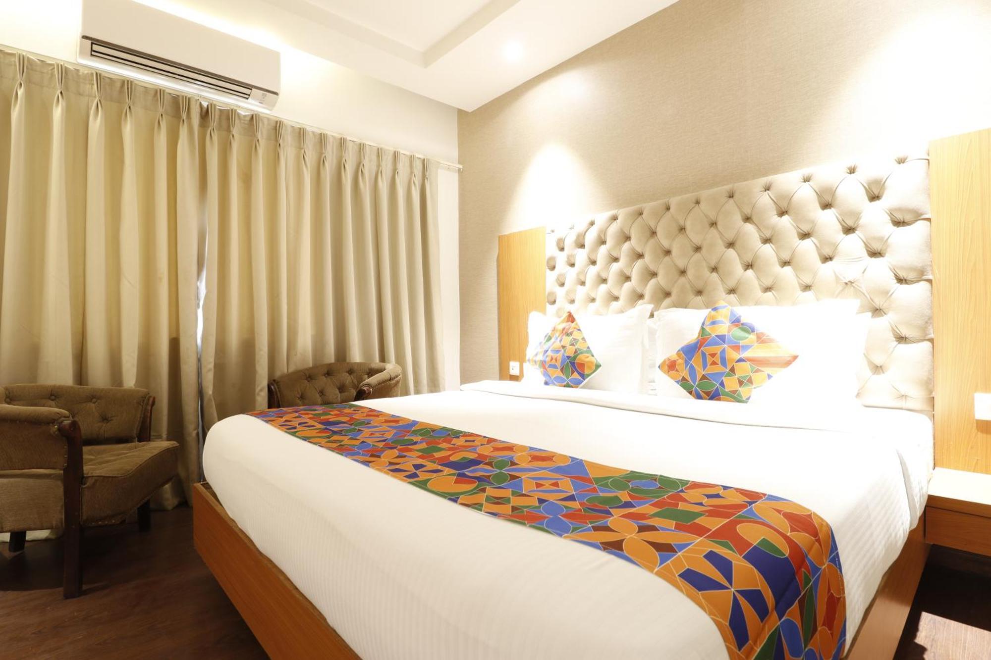 Hotel Yatri นาคปุระ ภายนอก รูปภาพ